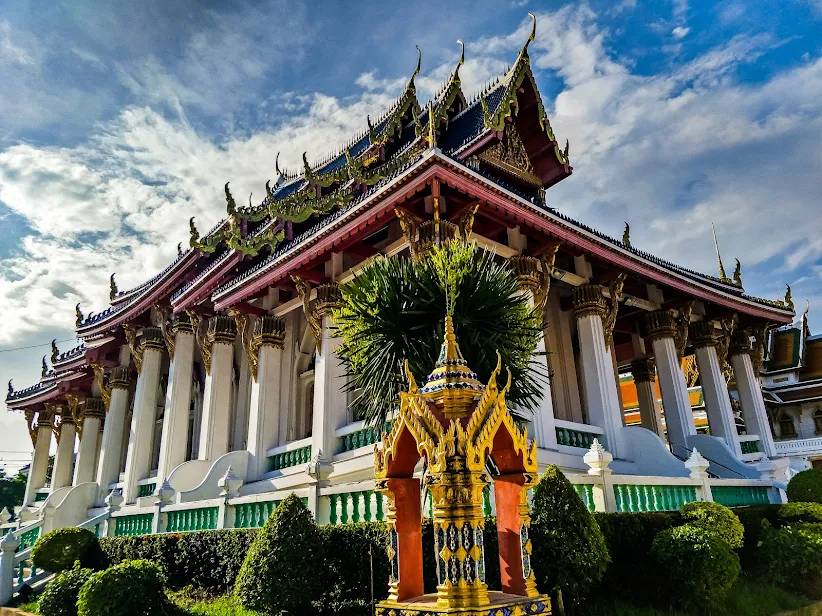 แหล่งเรียนรู้ในพื้นที่แขวงคลองจั่น วัดบึงทองหลาง