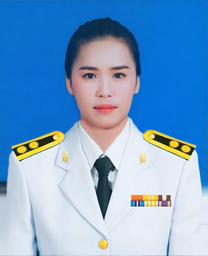 นิรันดา  สมบัติโต